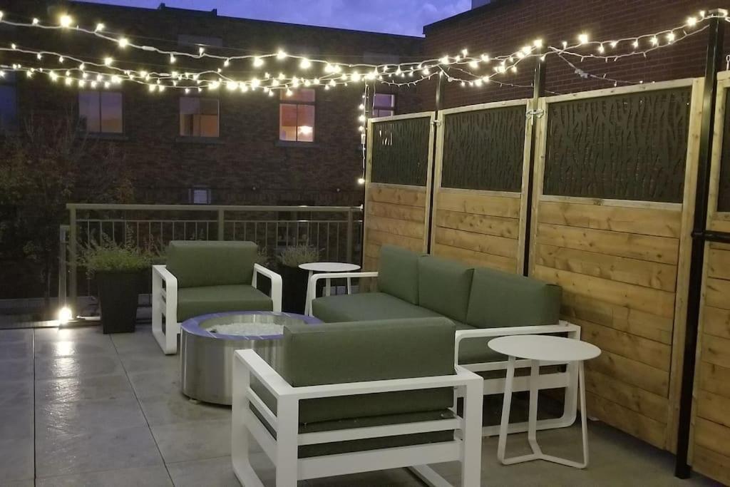 Apartamento Plaza10 - 20 Restaurants At Under A 10 Minute Walk Montreal