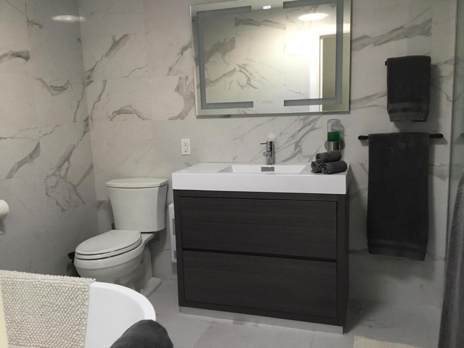 Apartamento Plaza10 - 20 Restaurants At Under A 10 Minute Walk Montreal